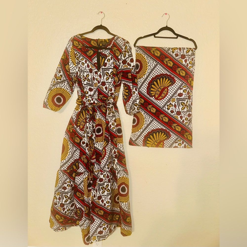 D’IYANA- MATCHING MAXI DRESS and HEAD-WRAP
AFRICAN INSPIRED CLOTHING- PRE LOVED